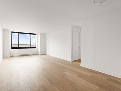 200 Rector Pl APT 31E
