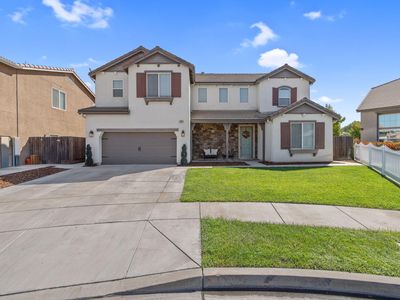 1118 N Vickie Court