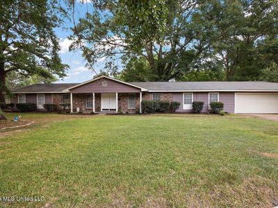 1204 Deerfield Ln