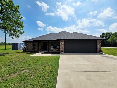 Property at 101 E Whitewright Rd, Savoy, TX