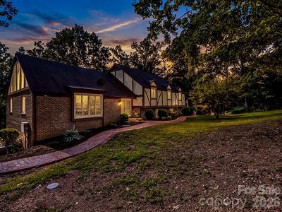 328 Plantation Dr