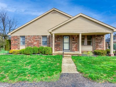 8707 Forest Ct