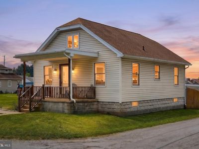 2151 Maple Rd