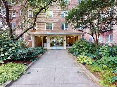 800 Grand Concourse APT 2DN