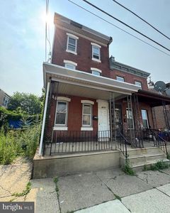 4253 Salem St