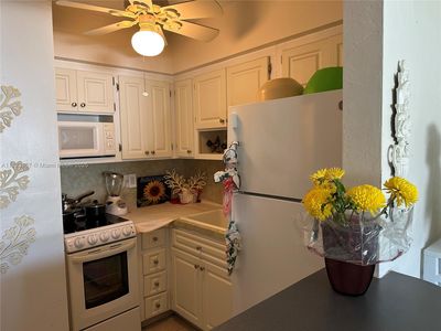 851 Atlantic Shores Blvd APT 118