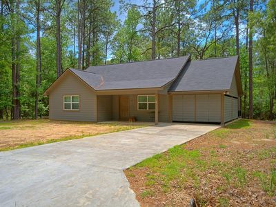 127 Amblewood Dr