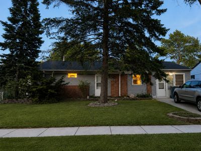 21707 Cynthia Ave