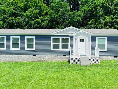 250 Greenleaf Dr