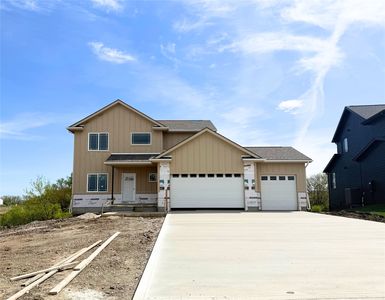 615 NW Rosemont Dr