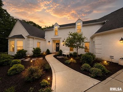 804 W Grand Oak Dr