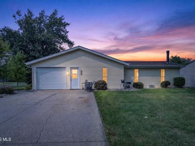 325 Auburn Ln