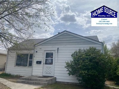1039 E Lincoln Ave