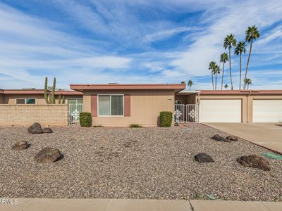 9806 W LANCASTER Drive