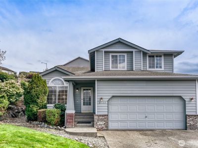 8123 77th Avenue NE