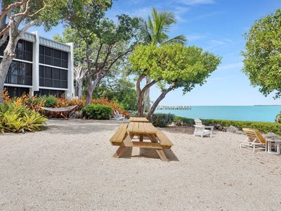 97652 Overseas Hwy APT M10