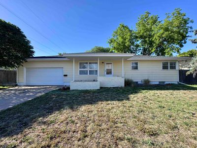1111 Drum Ave