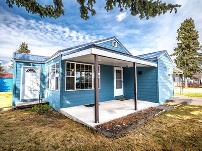 203 3rd Ave N