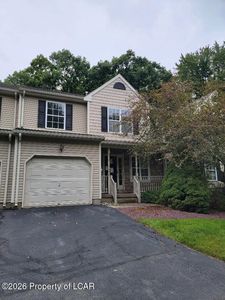 104 Fox Hollow Dr