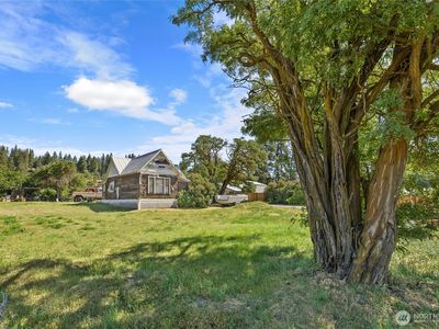 Property at 1105 E Third Street, Cle Elum, WA
