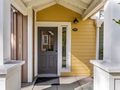 1903 Cambridge Dr