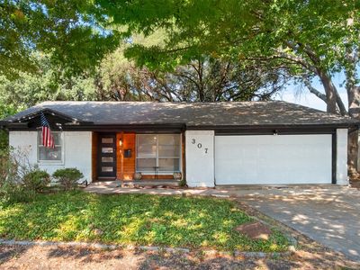 307 Dogwood Dr