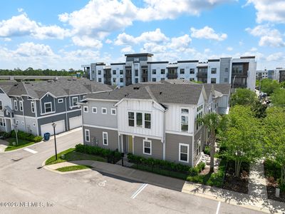 7440 LOGGERHEAD Court