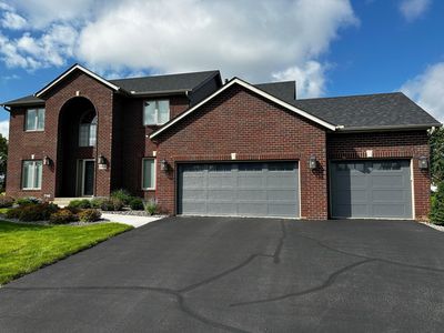 15042 Valley View Dr