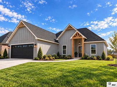 100 Chateau Dr