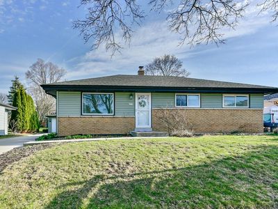 8221 West Sunbury COURT