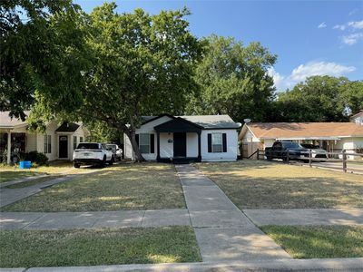 1506 Ruea Ave