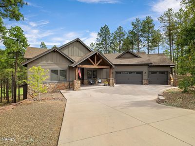 3710 S Bridle Path