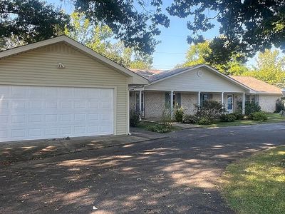 208 Ruoff Dr