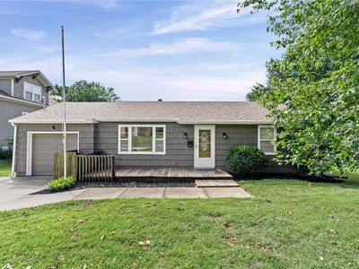 8123 Valley View Dr