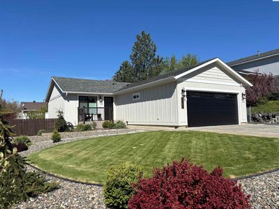 1525 NW Valhalla Dr