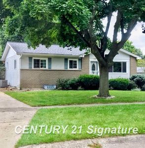 905 Fleetwood Dr