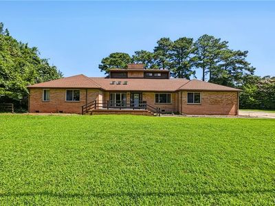 100 Snead Fairway