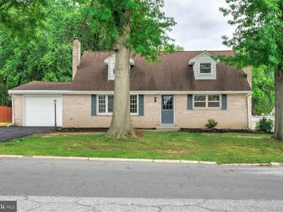 923 Susan Cir