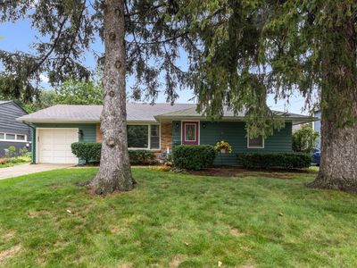 27 Francis Ave