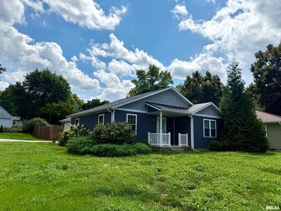 106 W Lincoln Ave