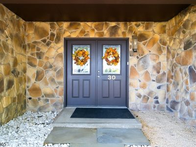 30 Wedgewood Dr