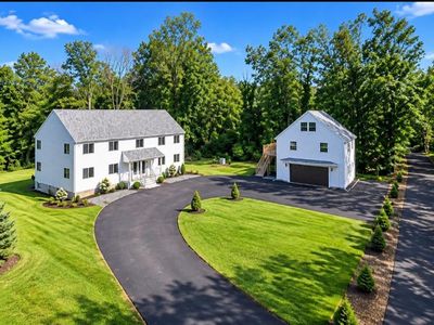 7 Tyring Ln