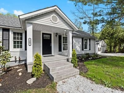 160 River Rd