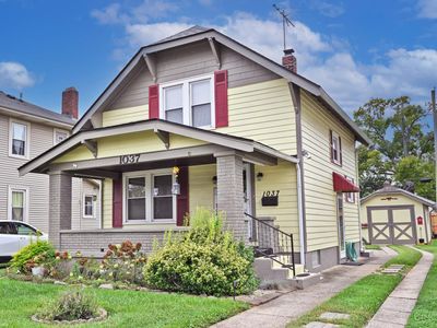 1037 Hooven Ave