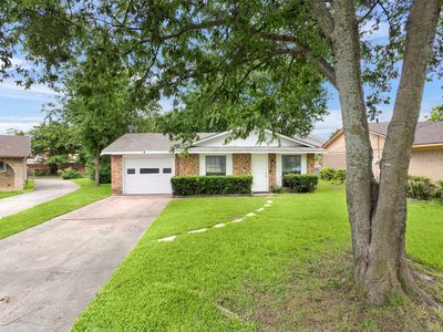 Property at 111 Alamo St, Waxahachie, TX