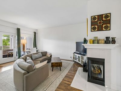 243 Boxmere Pl