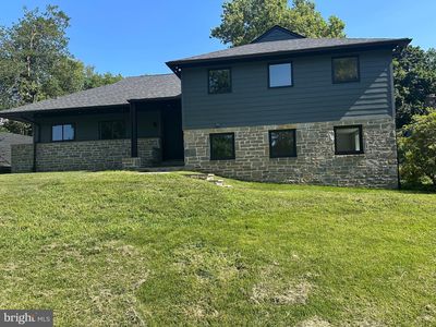 713 Woodfield Rd