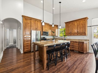 665 Riverwalk Dr