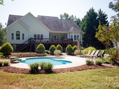 4109 River Birch Dr
