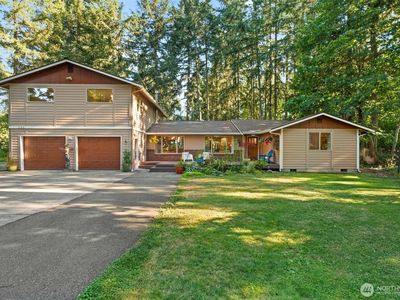 760 Island Boulevard